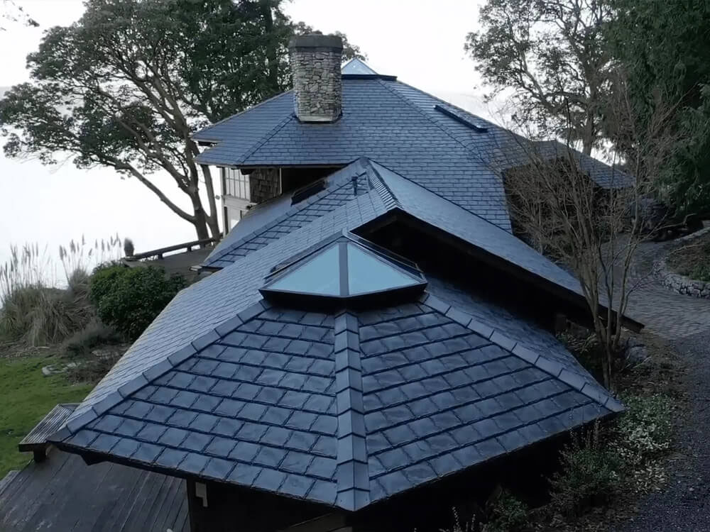 Roofing project photo 1