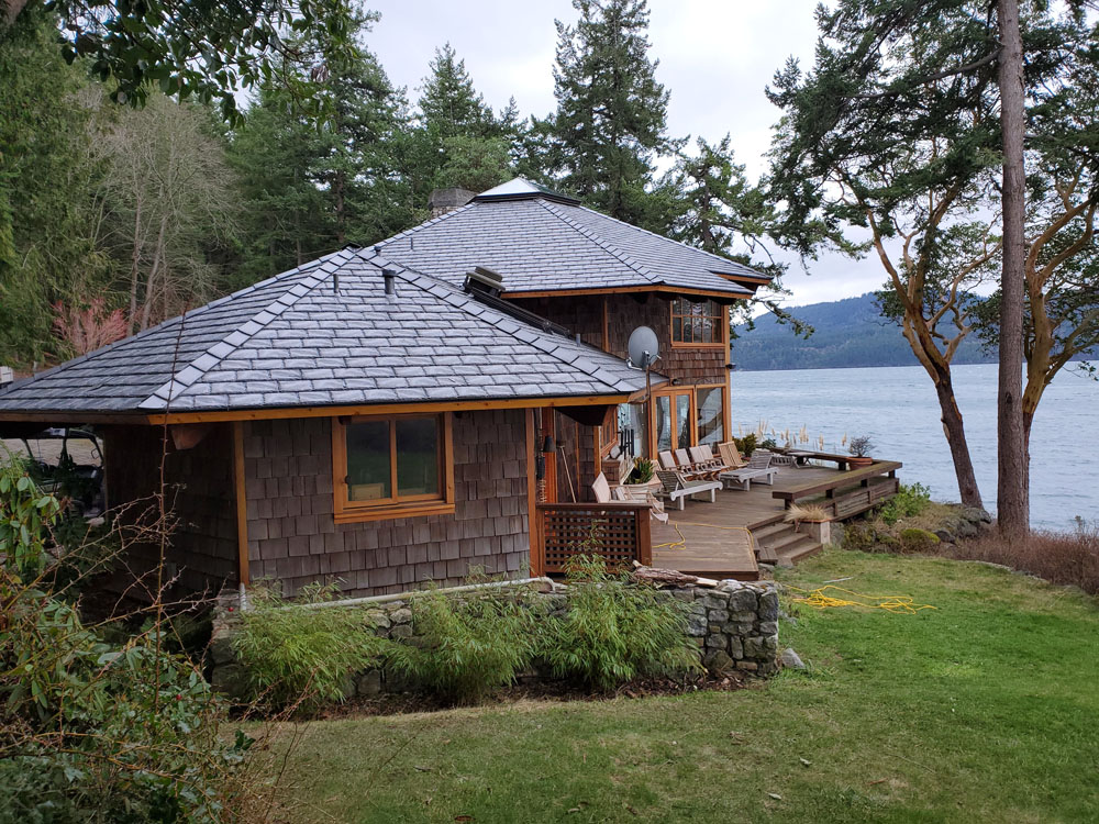 Roofing project photo 9
