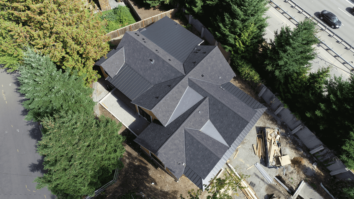 Asphalt roofing photo 2