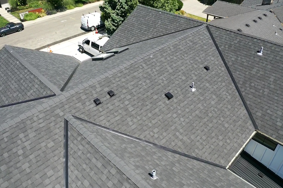 Asphalt roofing photo 4